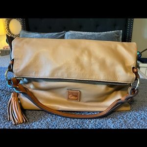 Stunning never used Genuine Dooney & Bourke leather shoulder bag